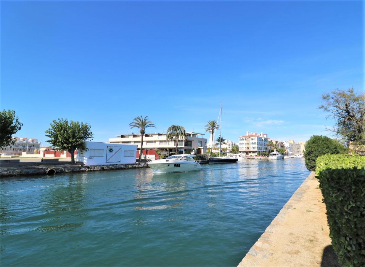 Delta Muga, Piso Muy Cerca De La Playa Apartment Empuriabrava Exterior photo